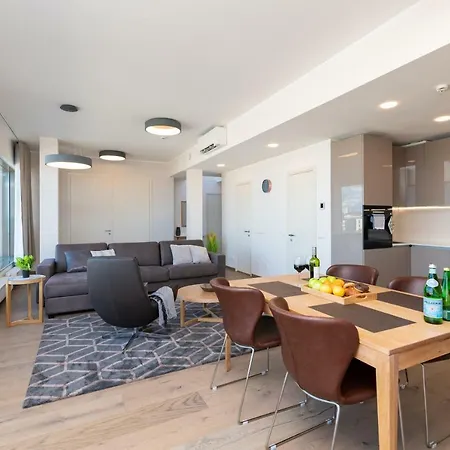 Lejlighed Central Lootsi Lux With Terrace And Parking Tallinn